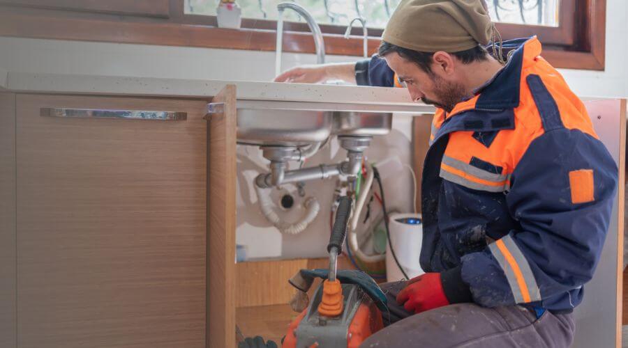Local annual plumbing maintenance in Vincennes, IN